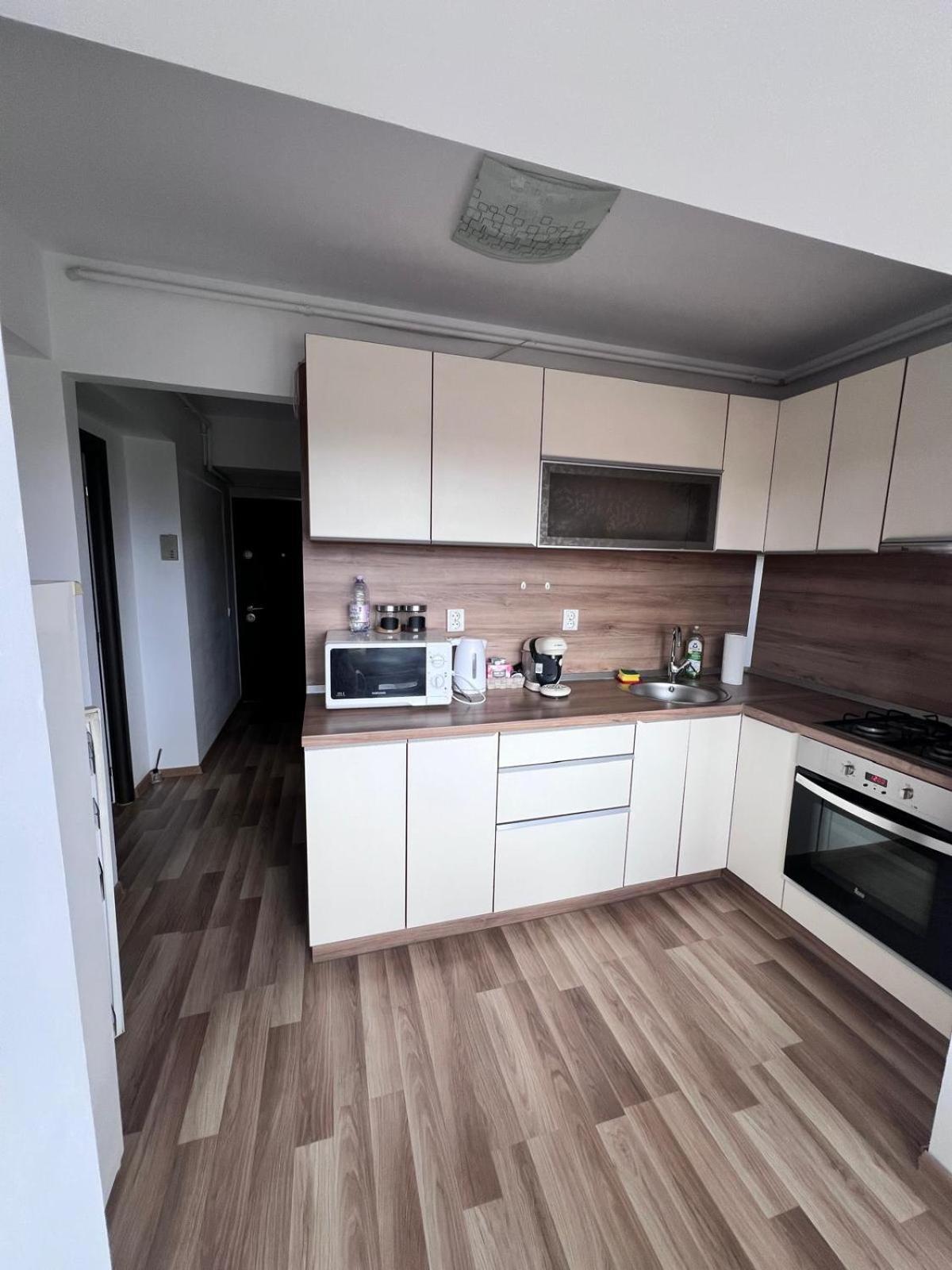 Chindia Apartament Търговище Екстериор снимка